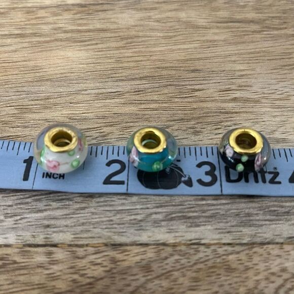 Floral Glass Beads (Set of 3) - Picture 3 of 4